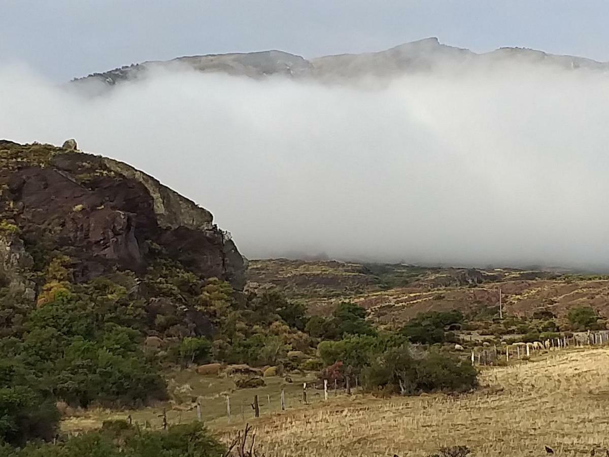 Hospedaje El Juncal Puerto Ingeniero Ibanez المظهر الخارجي الصورة